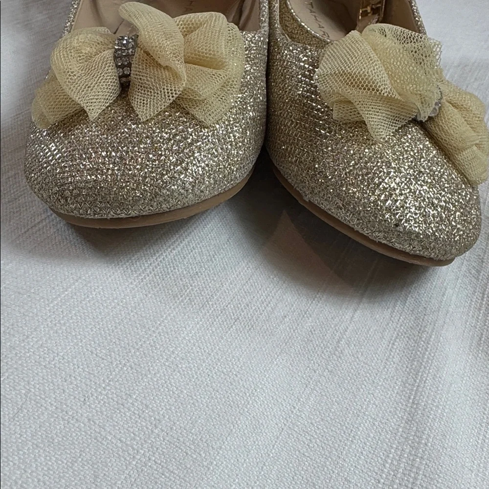 Tahari Girls Gold Glitter Ballet Flats with Tulle Bow and‎ Ankle Strap